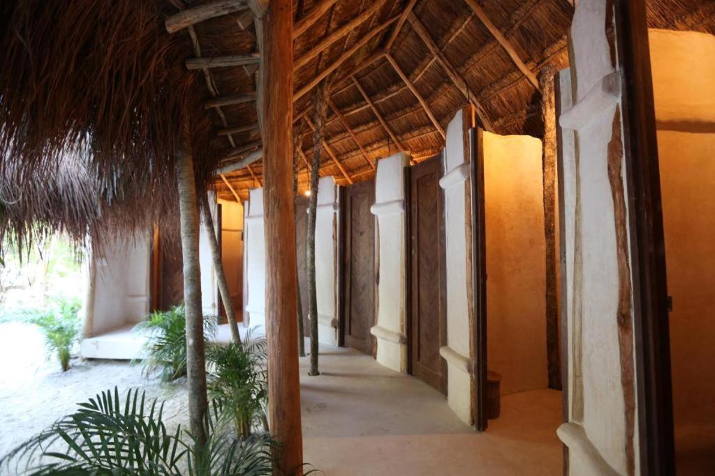 Ikal Tulum Hotel Exterior foto Interior of the Palace of Columns