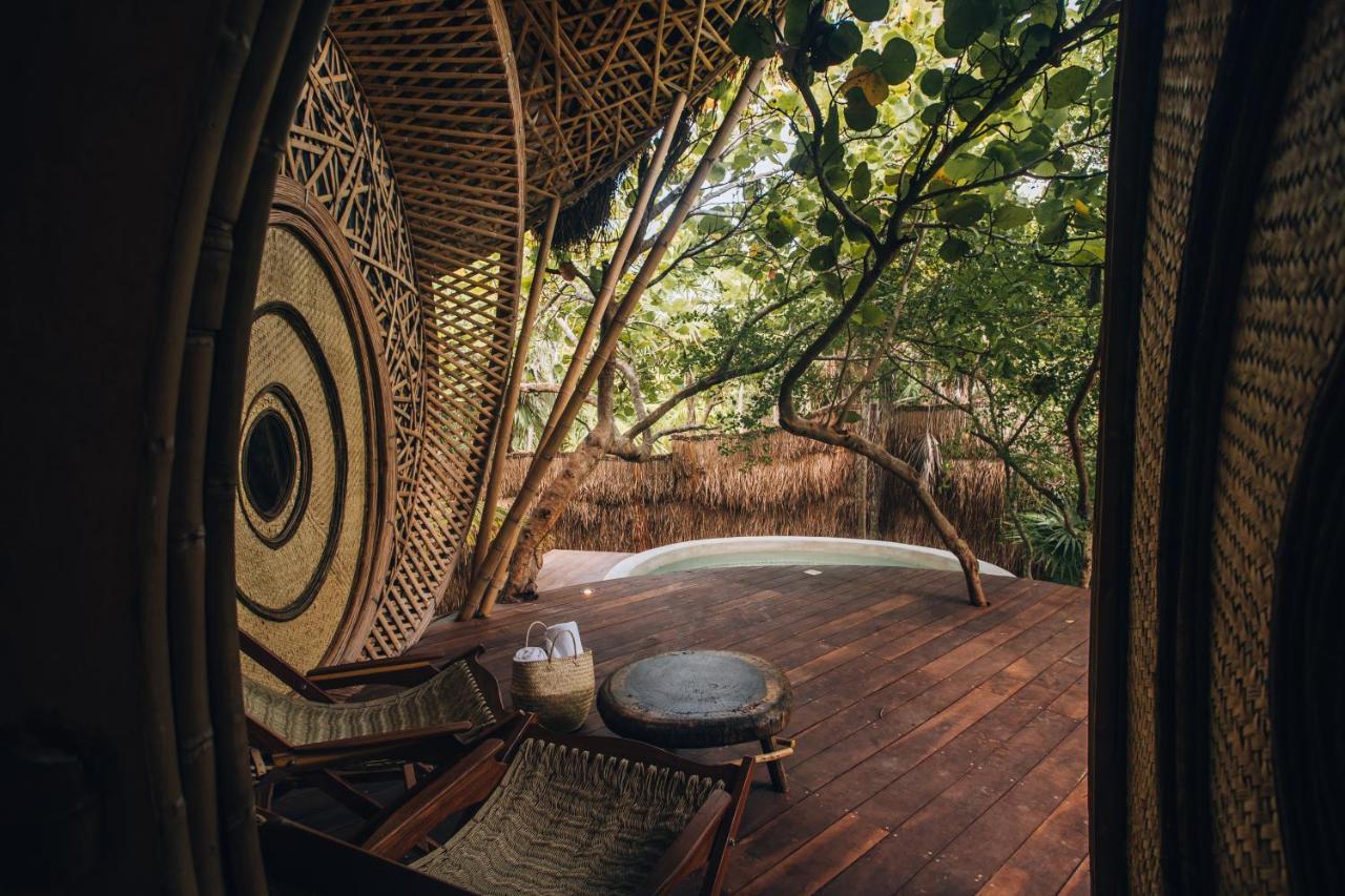 Ikal Tulum Hotel Exterior foto The hot tub at the Tree Spa