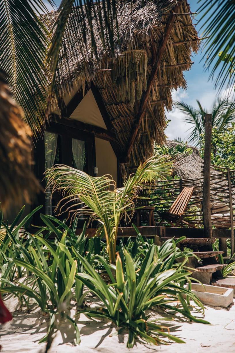 Ikal Tulum Hotel Exterior foto A view of the resort